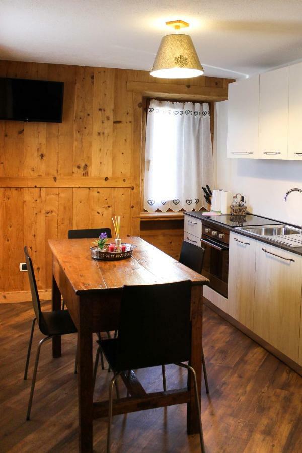 Maison D'Antan Alloggio Ad Uso Turistico Vda Charvensod N 0022 Аоста Экстерьер фото